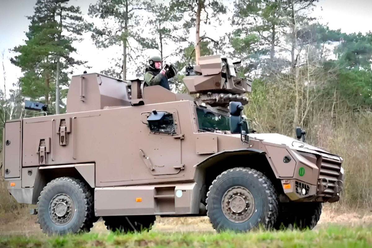 larmee francaise teste lintegration dun lance grenades automatique sur les vehicules griffon et serval